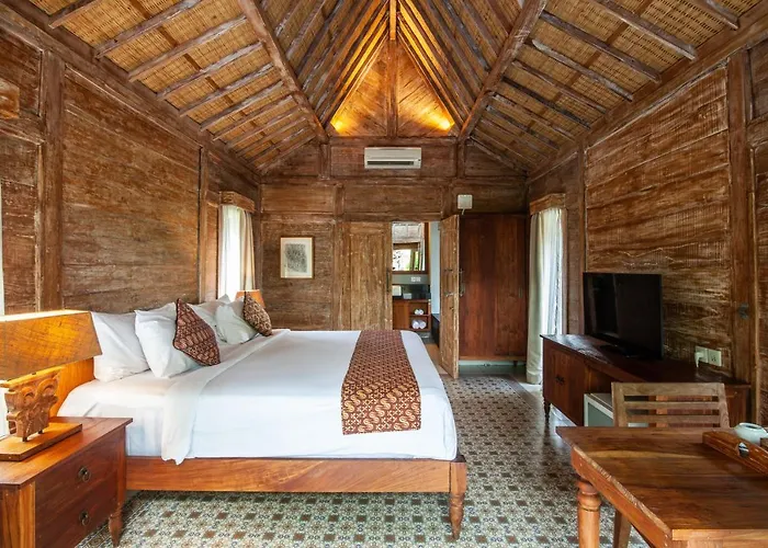 Hotel Outpost